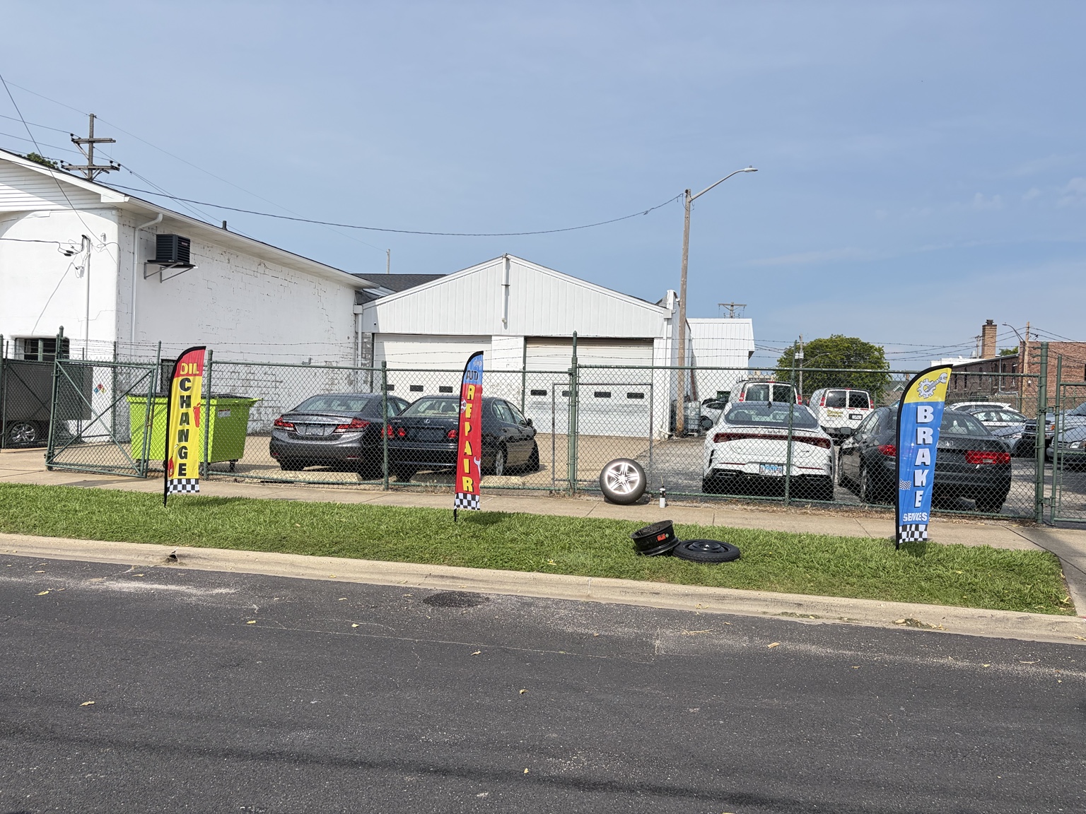 Leyva Auto Care shop exterior